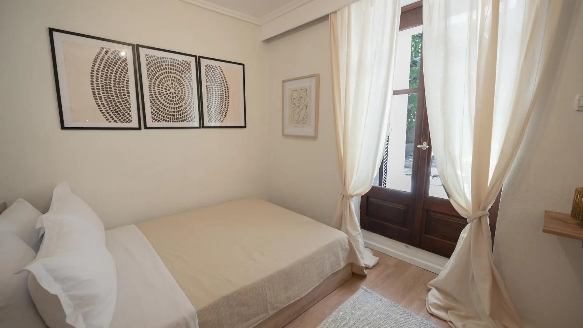 The Cozy Nest Apartment In The City Center 테살로니키